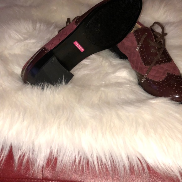 Issac Mizrahi Shoes - Picture 2 of 3